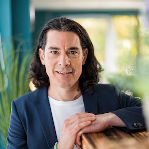 Dr. Daniel Halft